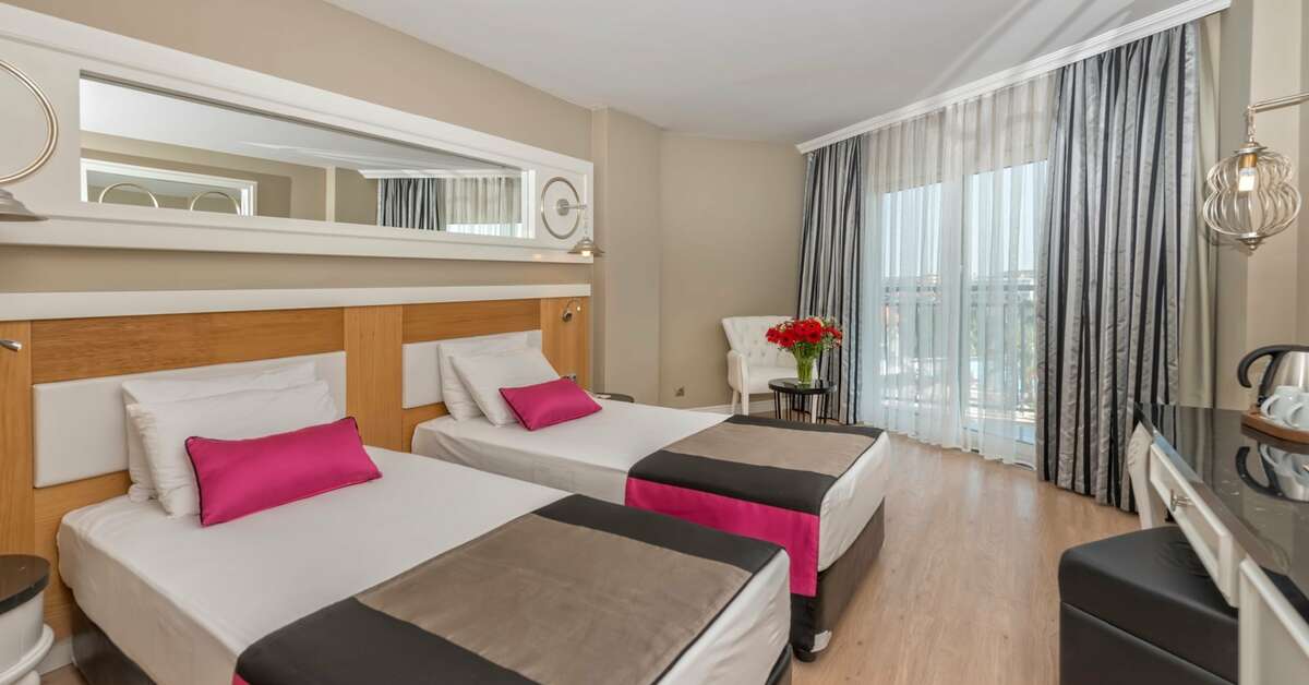Een foto van Serenis Hotel
