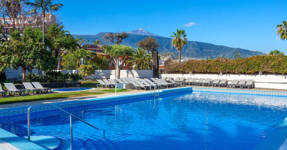 Een foto van het zwembad bij Hotel O7 Tenerife