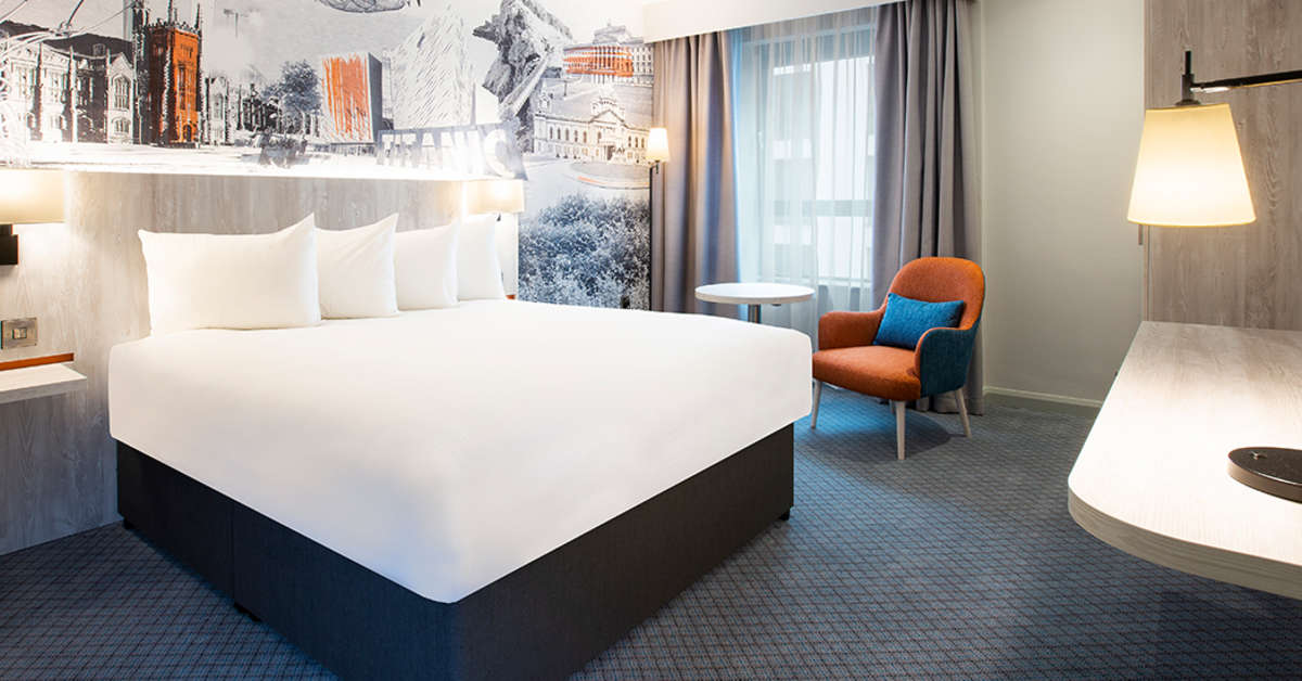 Een foto van een overzicht van Leonardo Hotel Belfast