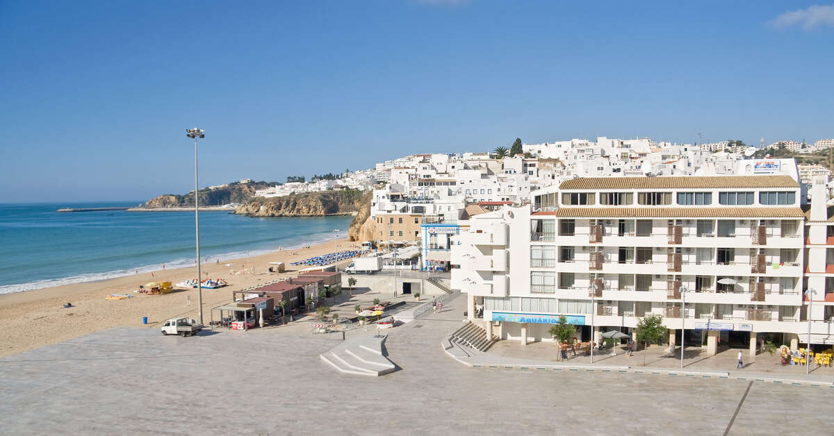 Een foto van de buitenkant van Edificio Albufeira Appartementen