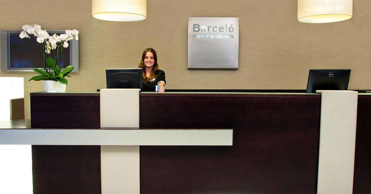 Een foto van het interieur van Barcelo Costa Vasca