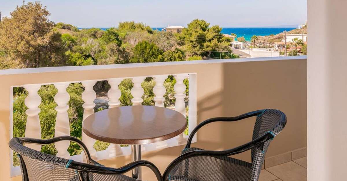 Een foto van Plaka Beach Resort