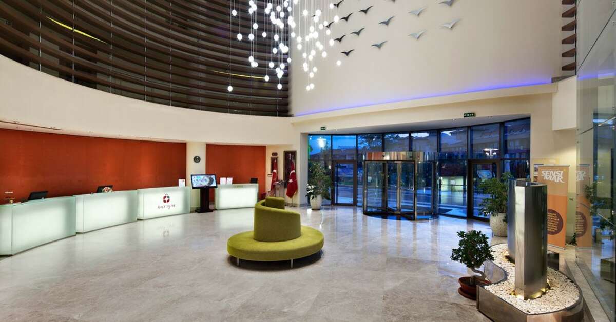 Een foto van het interieur van TUI Blue Side