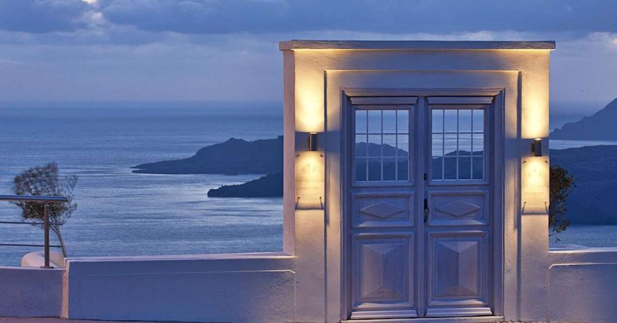 Een foto van de buitenkant van Petit Palace Suites