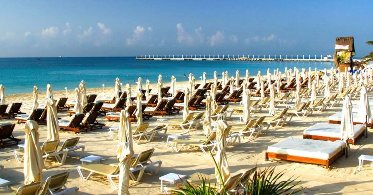 Een foto van het strand bij Tukan Hotel Playa del Carmen