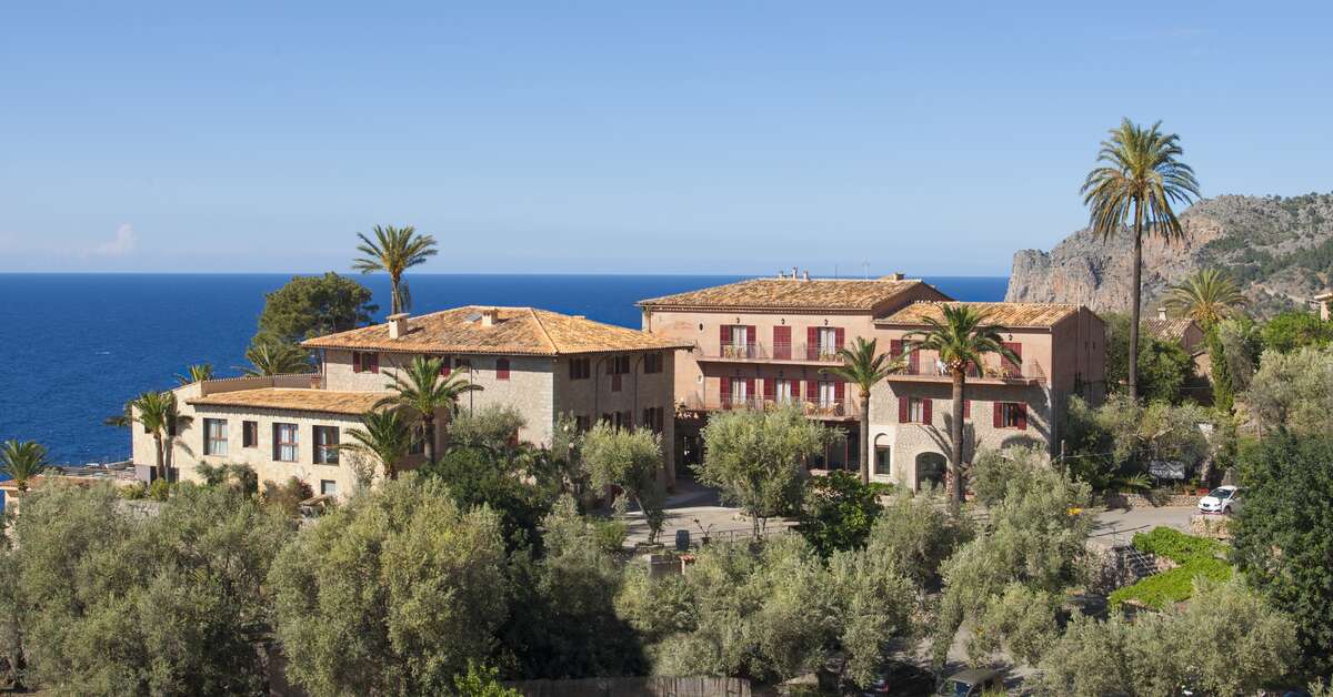 Een foto van de buitenkant van Hotel Hoposa Costa D'Or