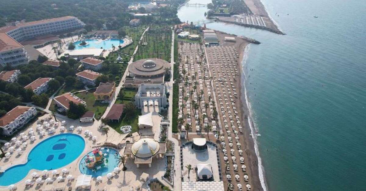 Een foto van het zwembad bij Selectum Noa Belek