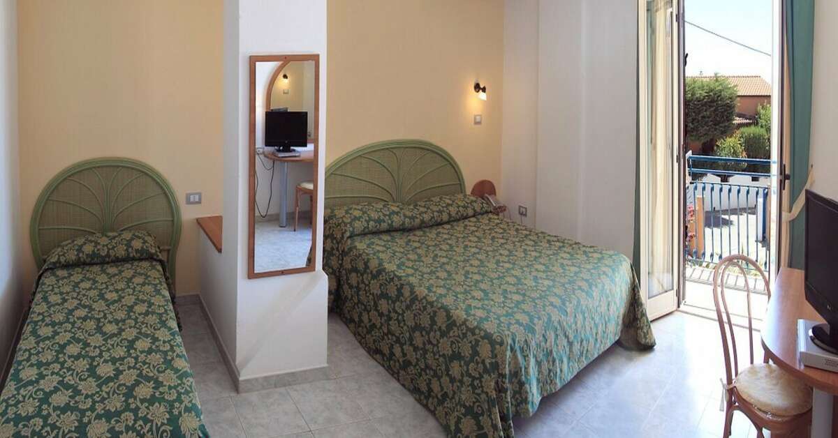 Ein Foto Hotel Grotticelle