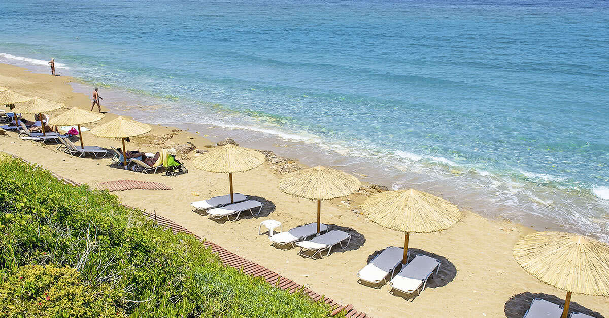 Ein Foto vom Strand beim Scaleta Beach Hotel