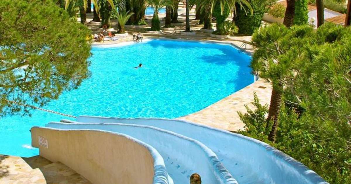 Een foto van Camping La Baume - La Palmeraie