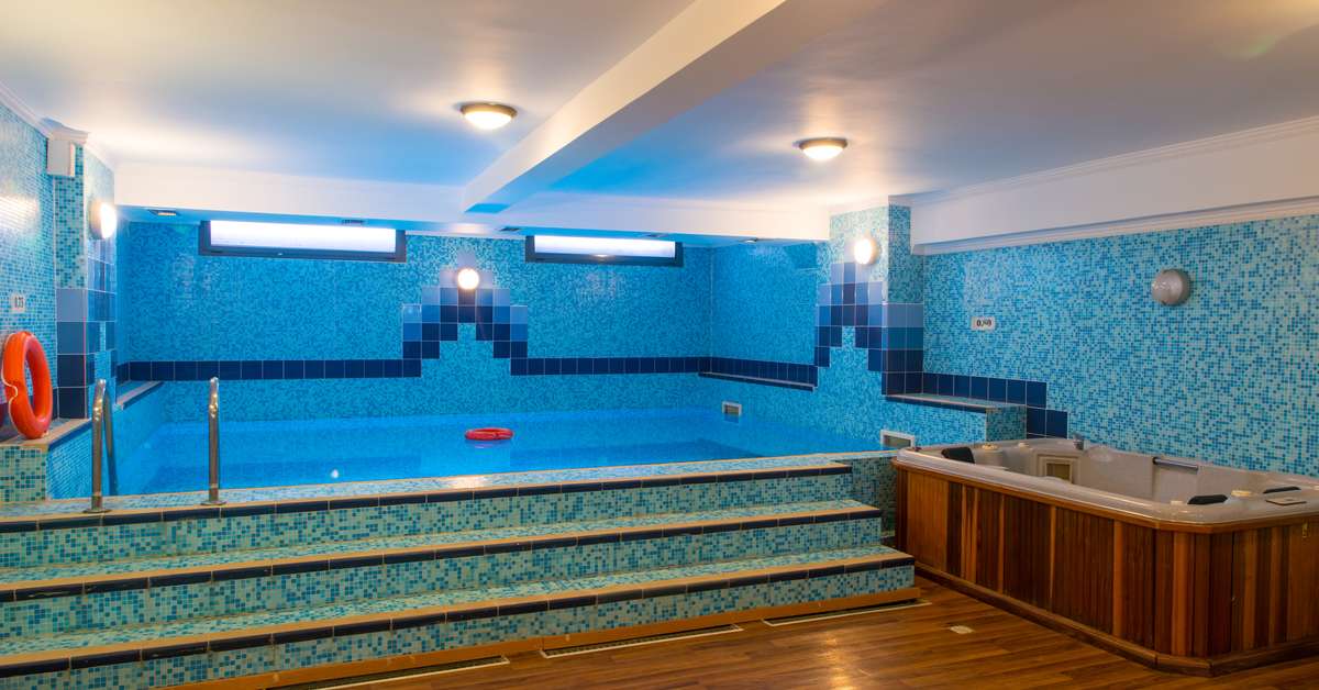Een foto van het zwembad bij Mediterranean Resort