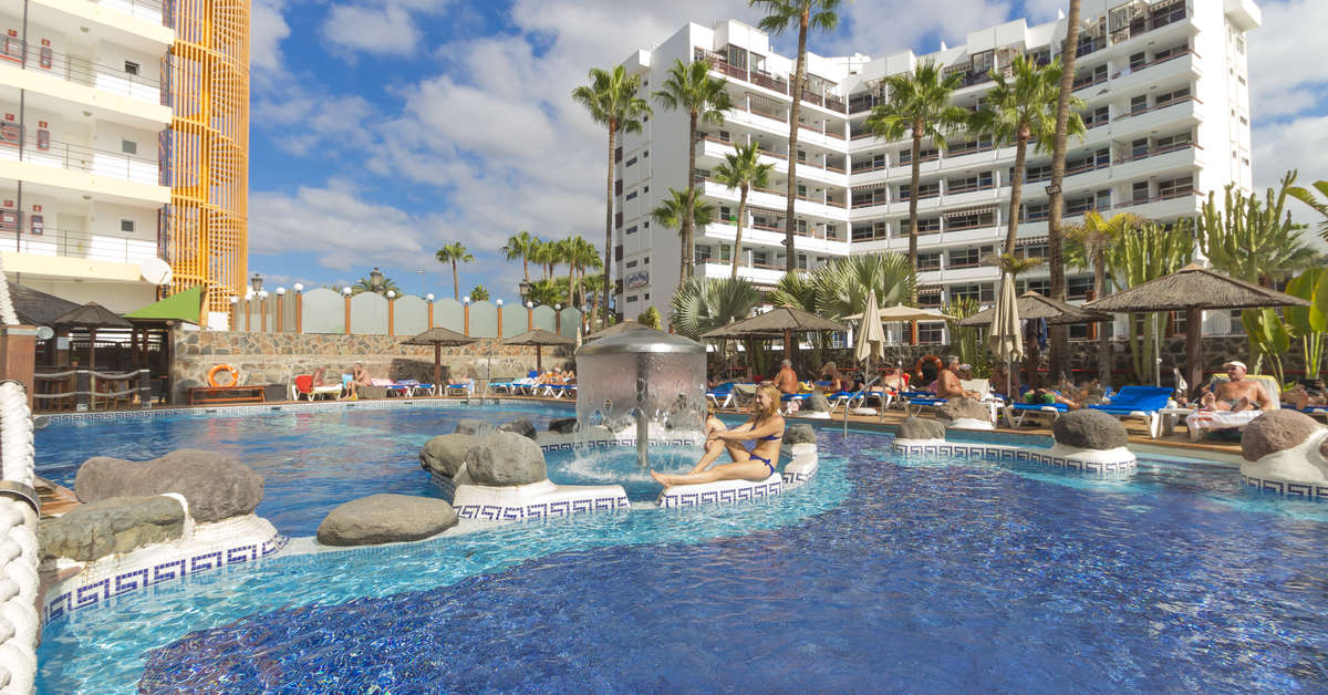 Ein Foto vom Pool im Hotel Maritim Playa