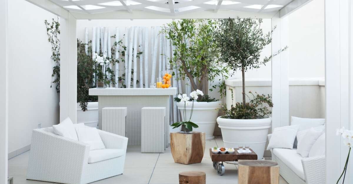 Een foto van het terras bij JR Hotels Bari Grande Albergo delle Nazioni