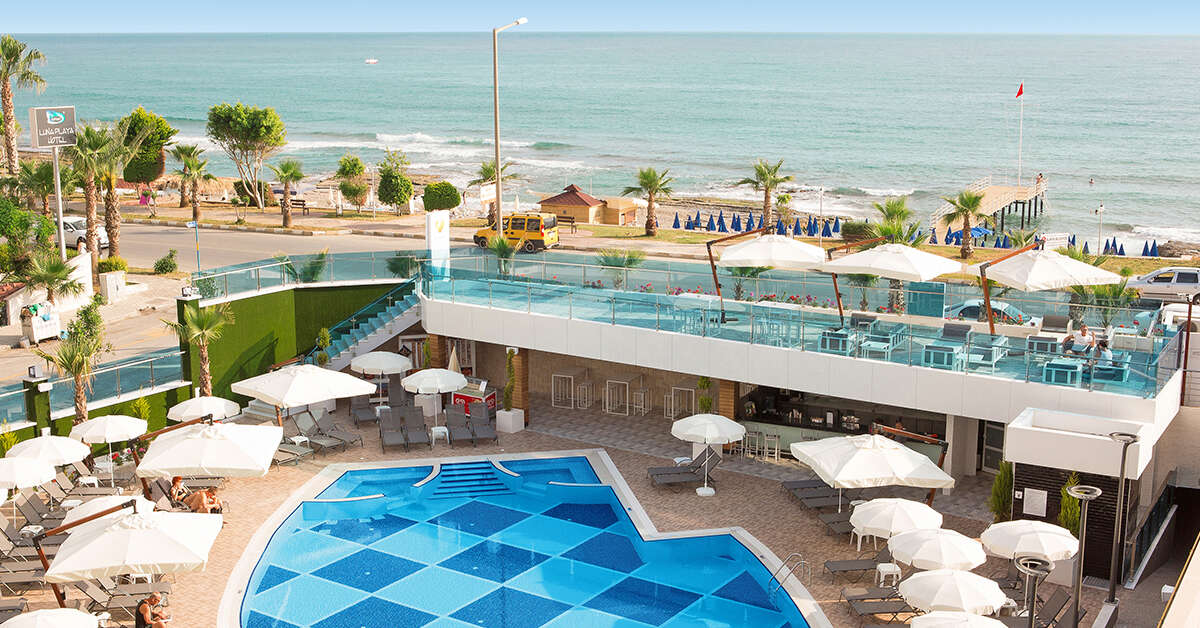 Een foto van een overzicht van Sunprime C-Lounge