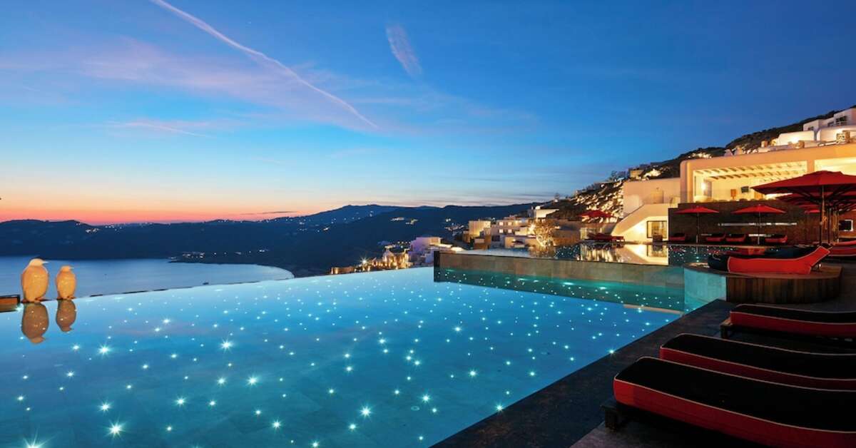 Een foto van het zwembad bij Myconian Avaton Resort