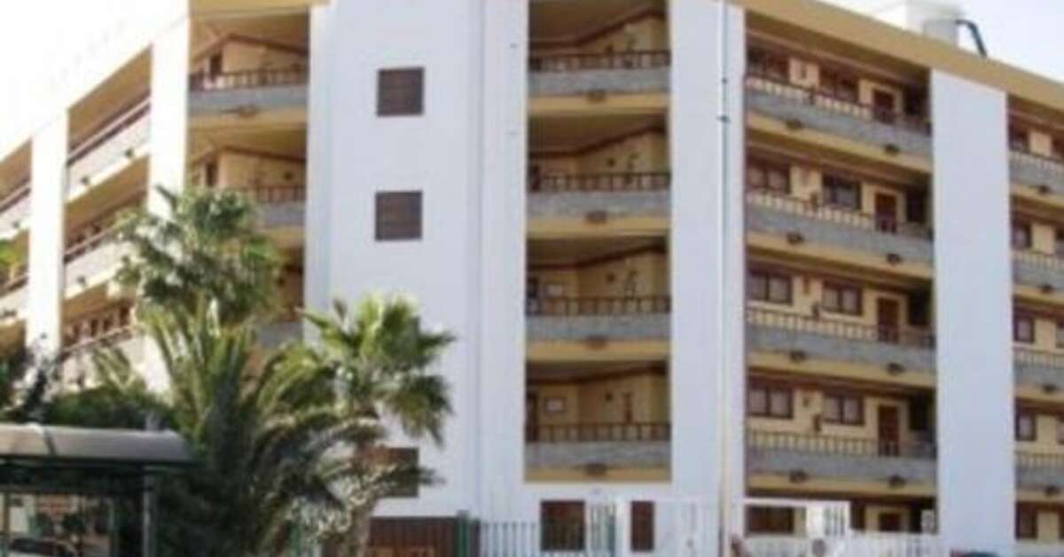 Een foto van de buitenkant van Appartementen Los Tilos