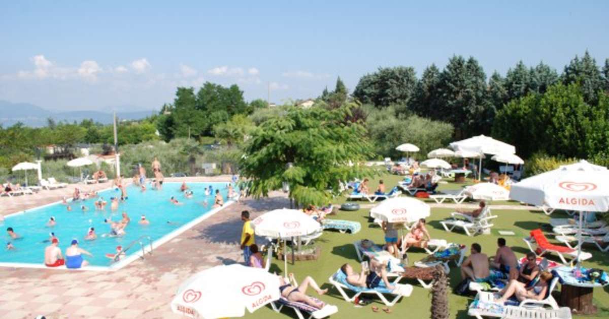 Een foto van het zwembad bij Camping Eden