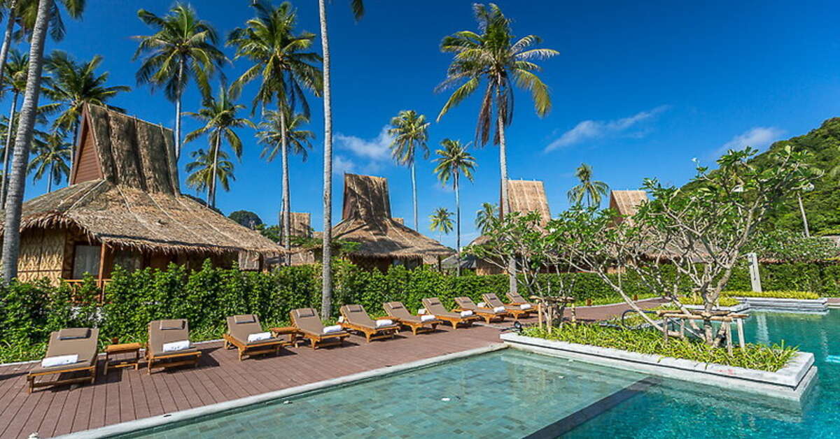 Ein Foto vom Pool im Phi Phi Island Village Beach Resort