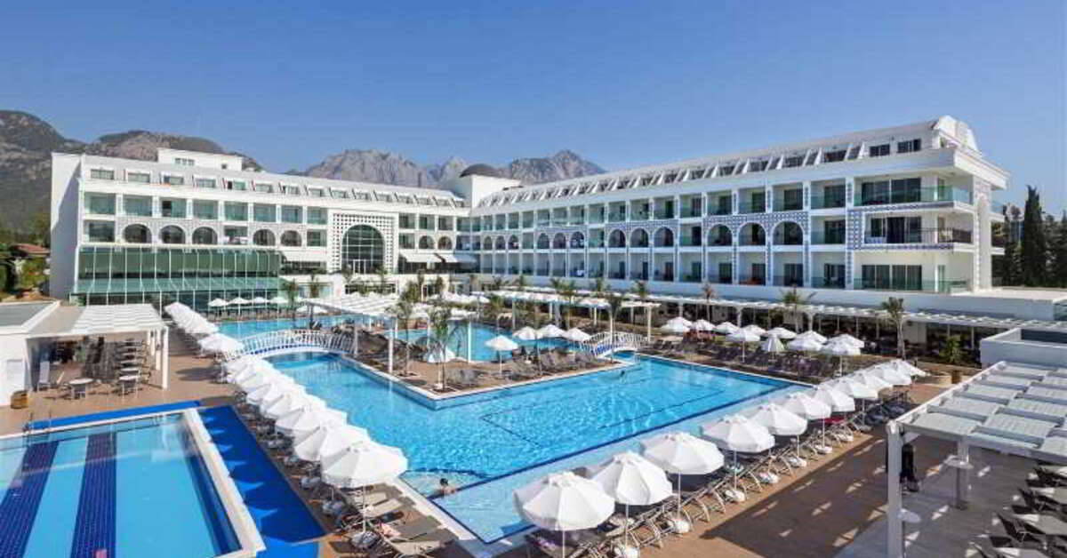 Een foto van het zwembad bij Karmir Resort & Spa