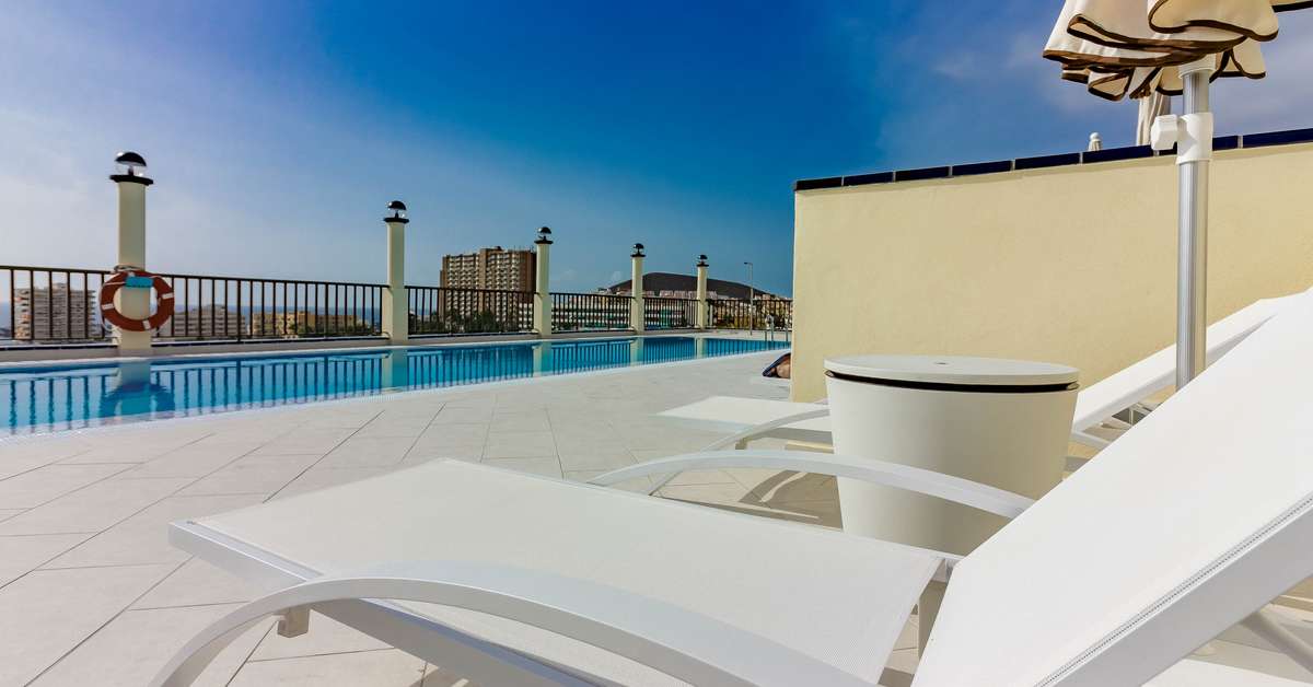 Ein Foto vom Pool im Klayman Olivina Aparthotel