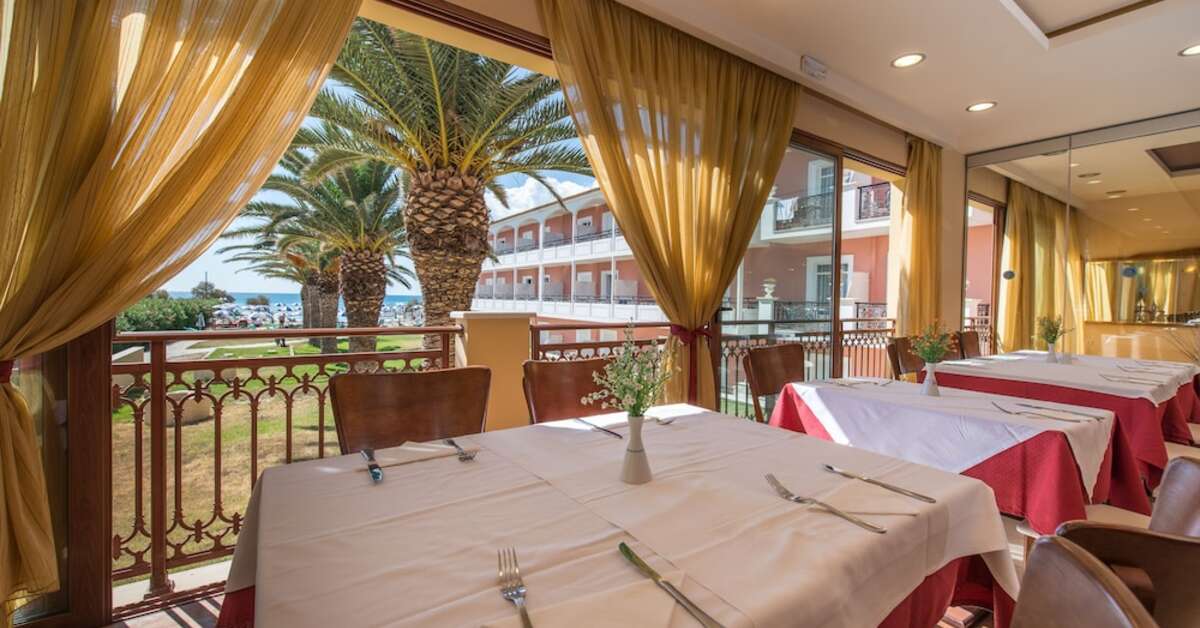 Een foto van de faciliteiten bij Astir Beach Hotel