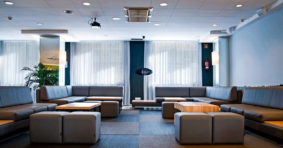 Een foto van het interieur van Hotel Bernat II