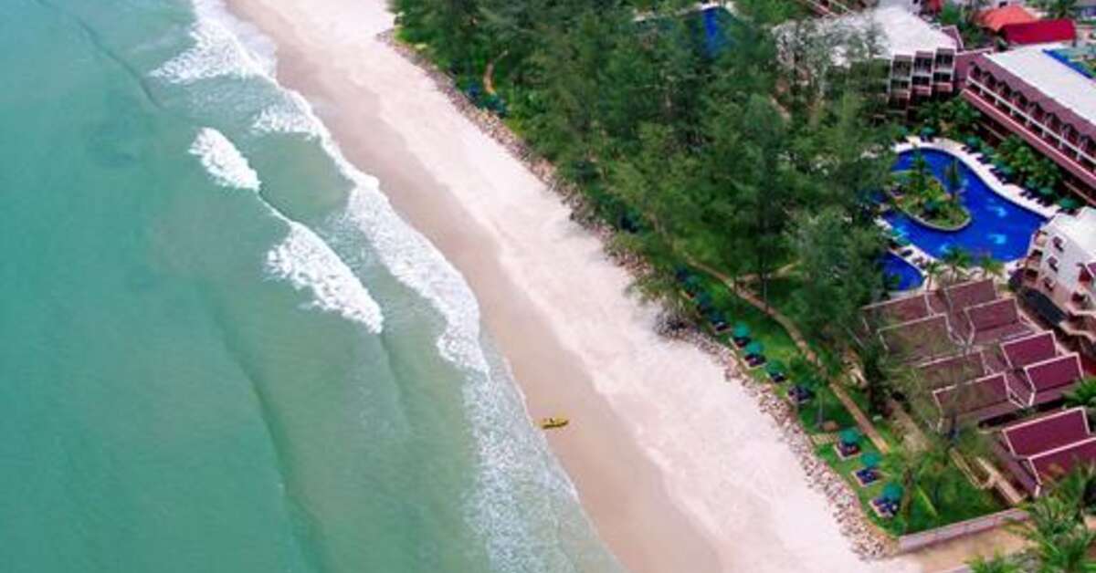 Een foto van het strand bij Best Western Premier Bangtao Beach Resort & Spa