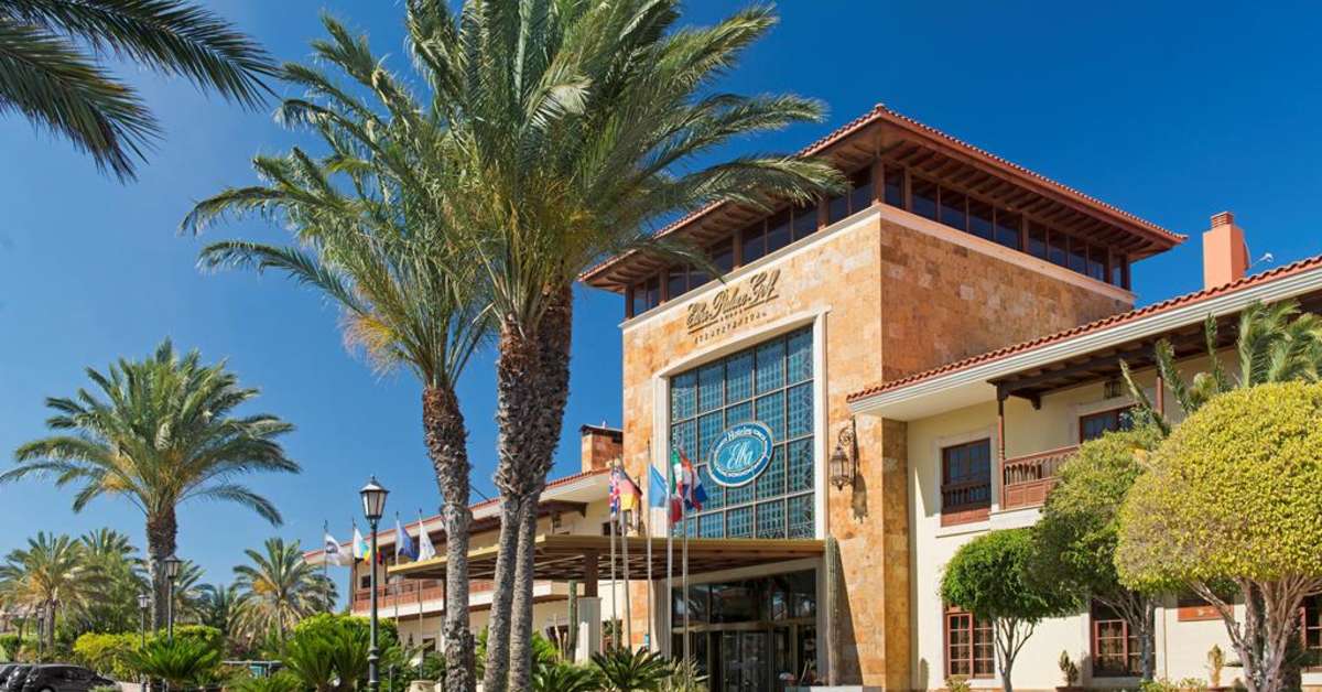 Een foto van de buitenkant van Elba Palace Golf Boutique Hotel