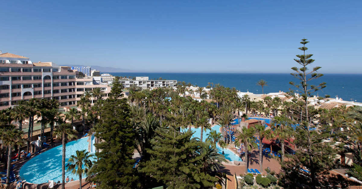 Een foto van het zwembad bij Playasol Hotel