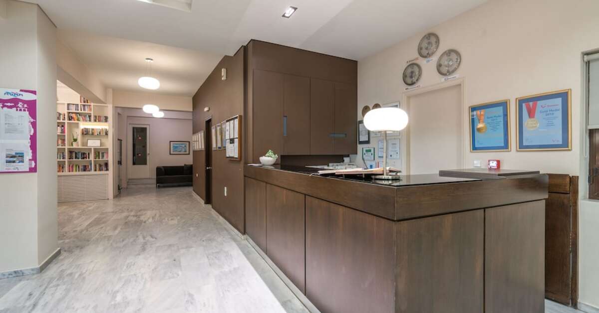 Een foto van het interieur van Castelli Hotel