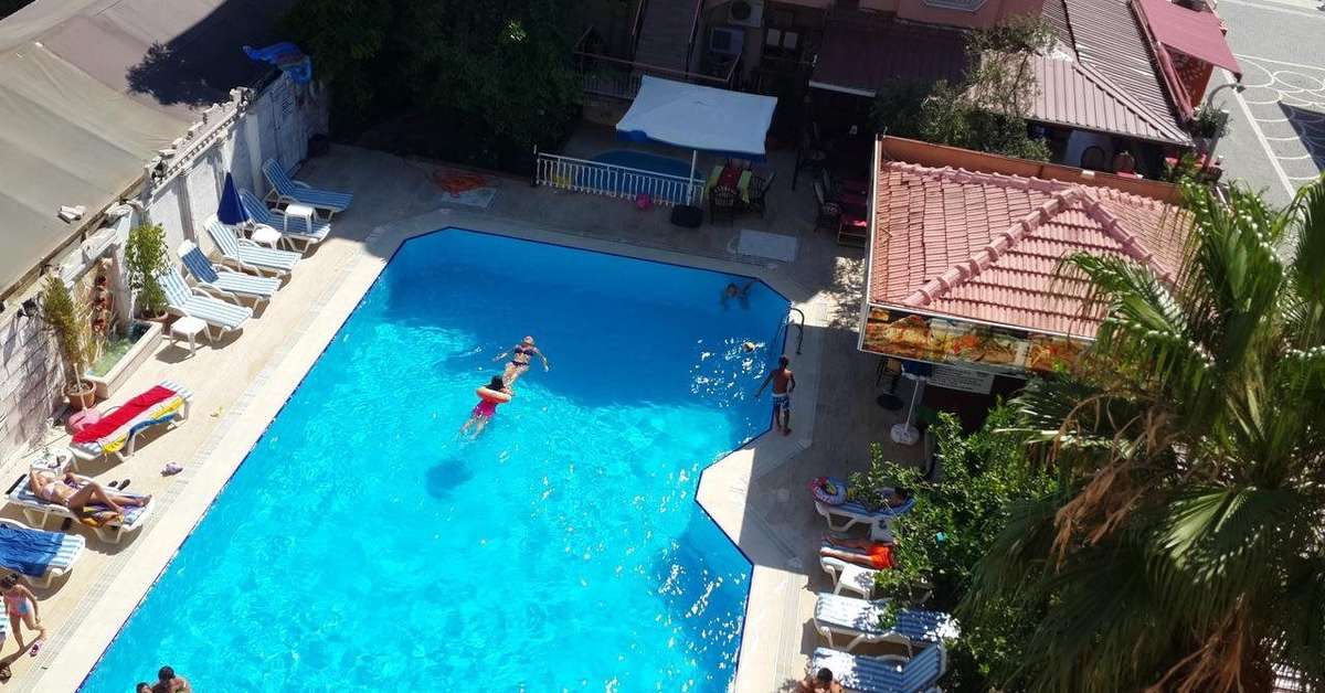 Een foto van het zwembad bij Side Orient Aparthotel