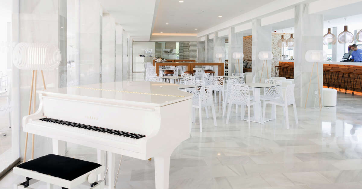 Een foto van het interieur van MarSenses Puerto De Pollensa