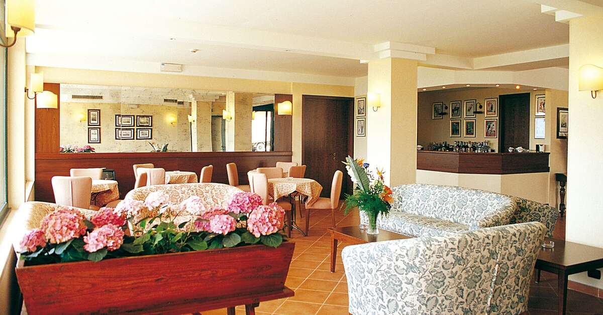 Een foto van het interieur van Sangallo Park Hotel