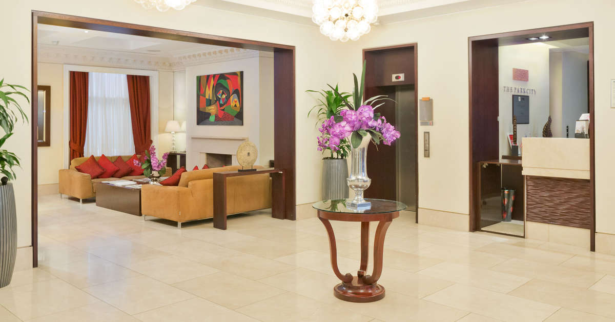 Een foto van het interieur van Park City Grand Plaza Kensington