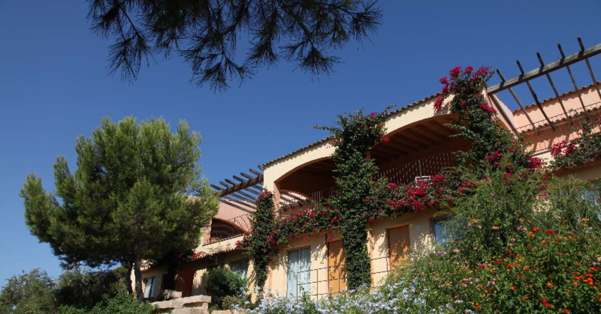 Ein Foto von der Außenansicht des Pula Suites Boutique Resort