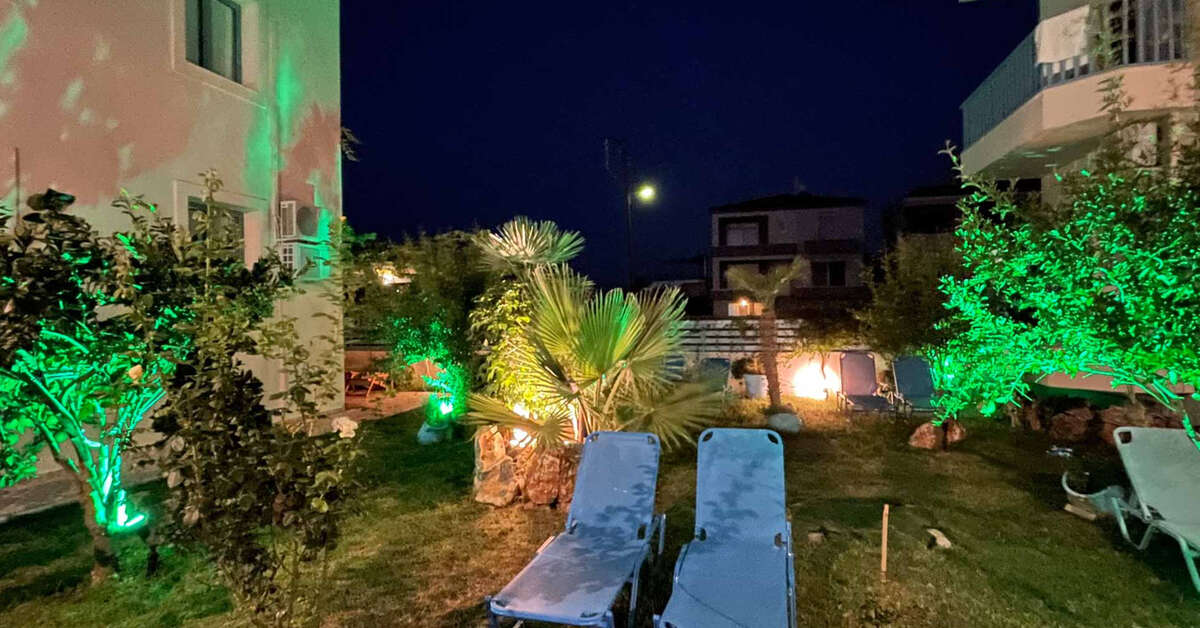Ein Foto von der Terrasse im Blue Sky Resort
