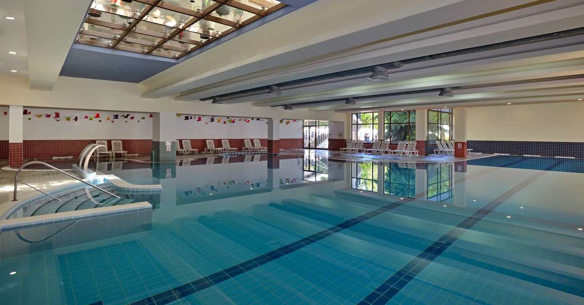 Een foto van het zwembad bij Sol Nessebar Bay & Mare Resort