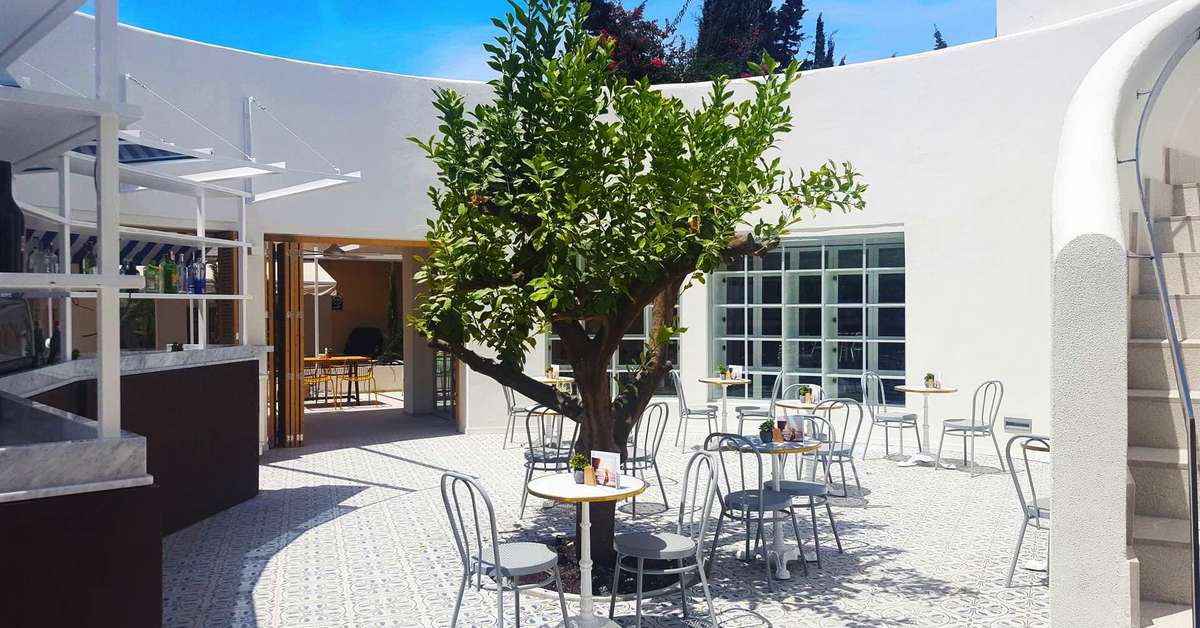 Ein Foto von der Terrasse im Fergus Style Palmanova