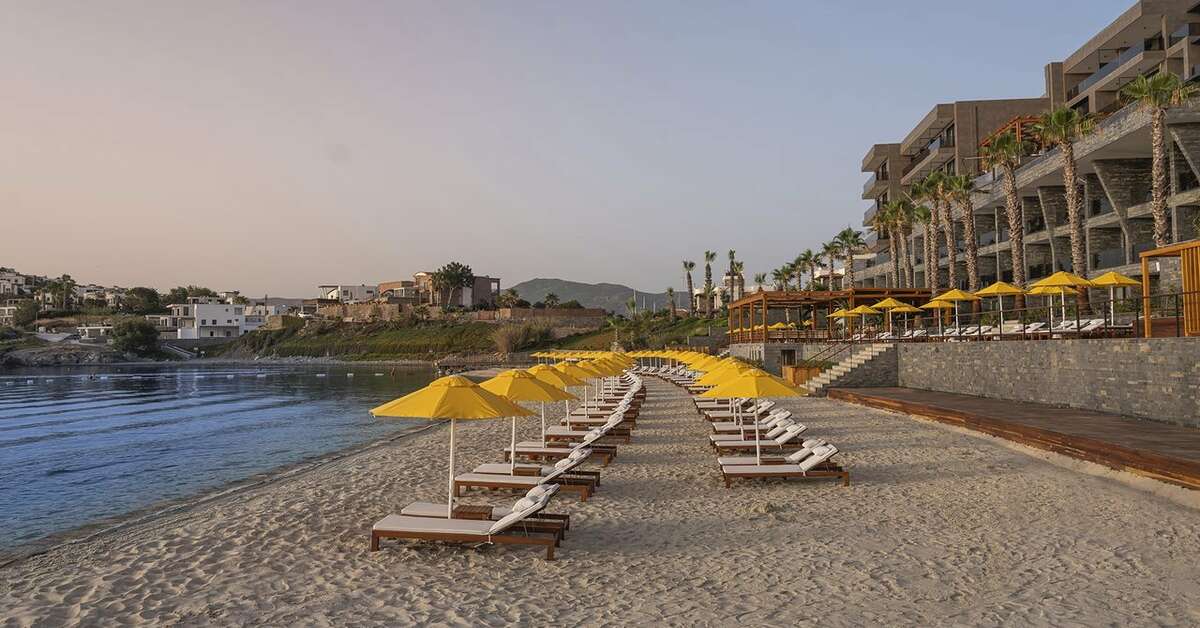 Een foto van het strand bij Bodrum Yalikavak - MGallery Collection