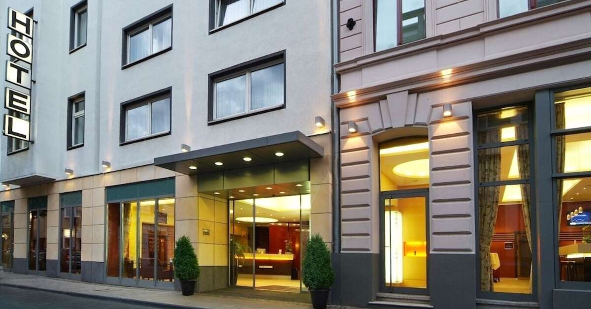 Een foto van de buitenkant van Flandrischer Hof Hotel