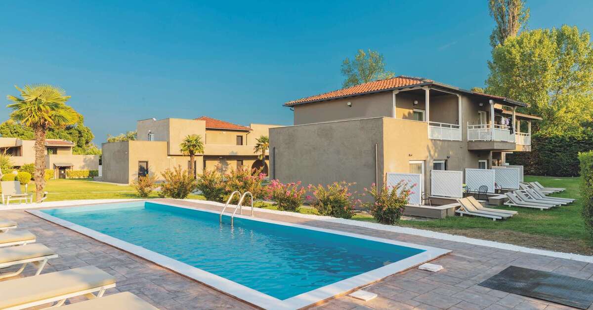Een foto van het zwembad bij Dion Palace Beauty & Spa Resort