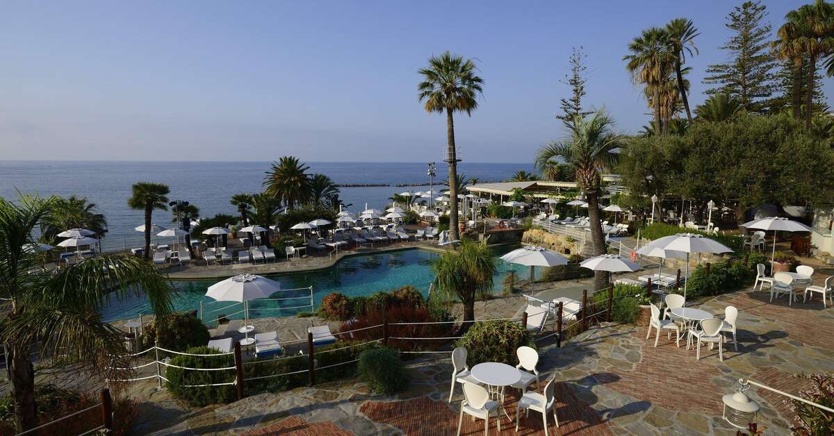 Ein Foto vom Pool im Royal Hotel San Remo