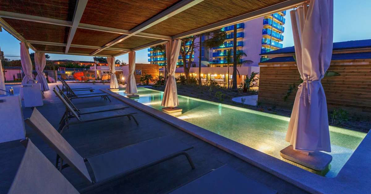 Ein Foto BG Tonga & Suites Tower Design Hotel