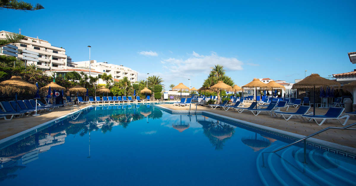 Een foto van het zwembad bij Ona El Marqués Resort