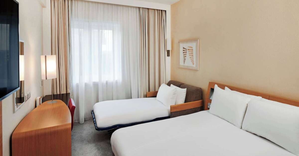 Een foto van Novotel London West
