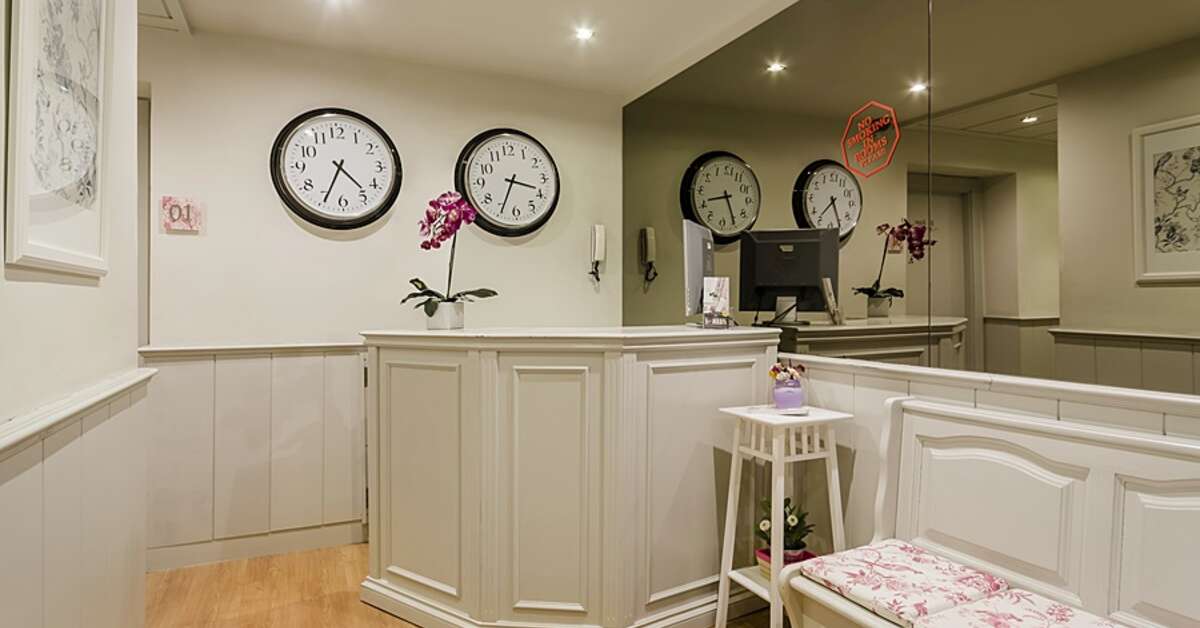 Een foto van het interieur van Matheu Hostal