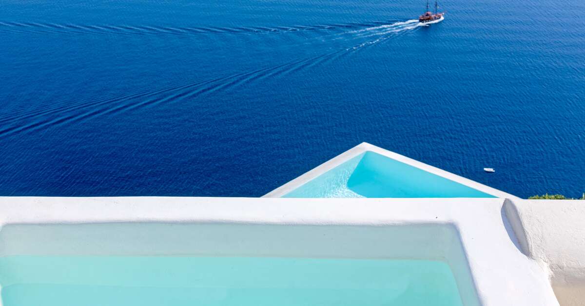 Een foto van het zwembad bij Canaves Oia Suites