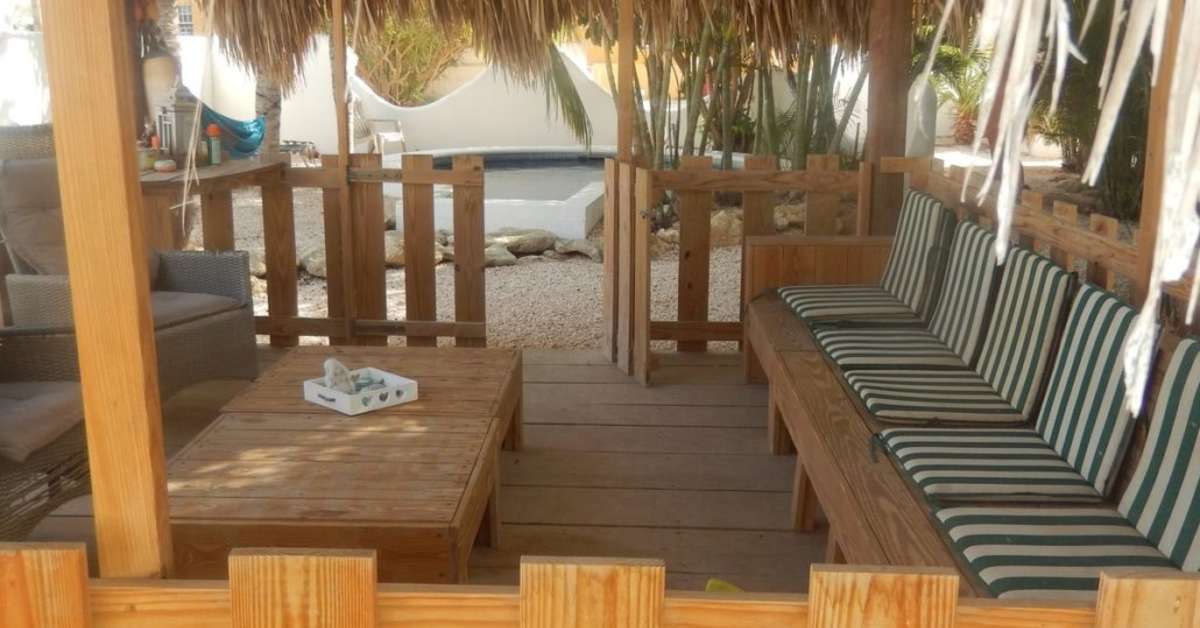 Een foto van het terras bij BnB Bonaire