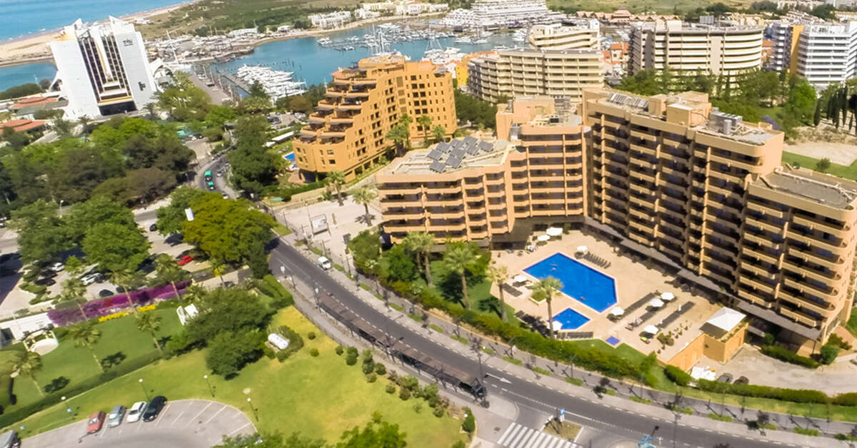 Een foto van het zwembad bij Portobelo Vilamoura - Marina & Beach Aparthotel