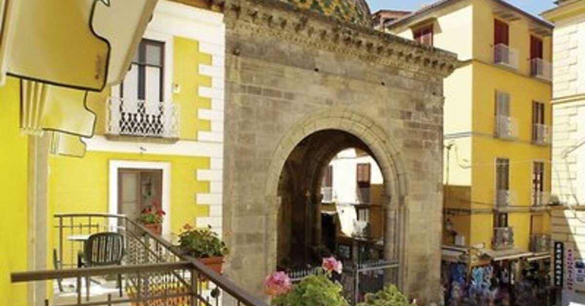 Ein Foto Hotel Astoria Sorrento
